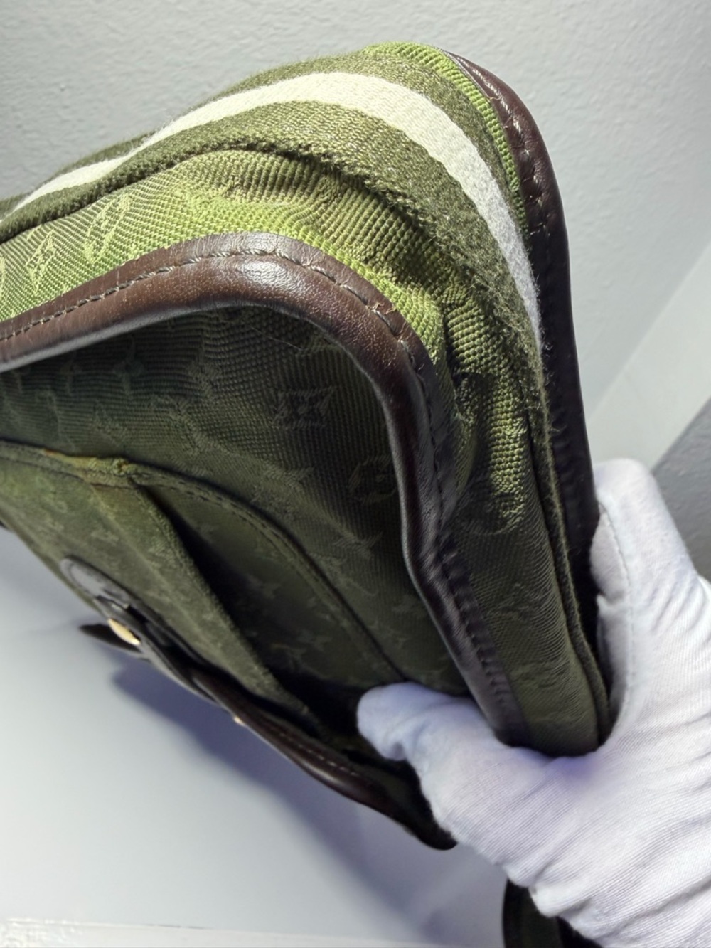 Louis Vuitton Mini Lin Monogram Shoulder Bag in Olive Green - Picture 10 of 17